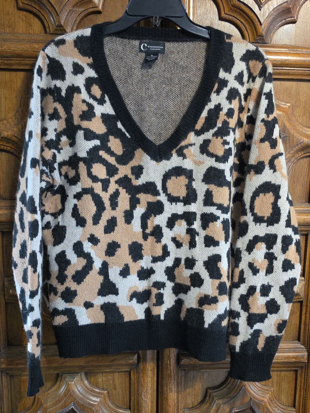 C By Bloomingdales Cashmere Leopard Print V-Neck Sweater in Black, Tan & Cream